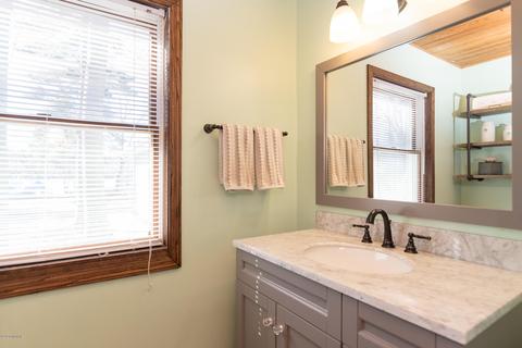 11323 Sunset Point Dr, Plainwell, MI 49080 photo 4