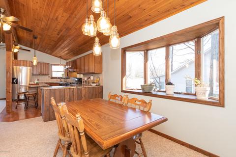 11323 Sunset Point Dr, Plainwell, MI 49080 photo 22