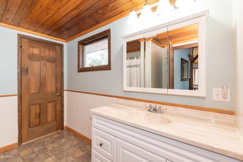 11323 Sunset Point Dr, Plainwell, MI 49080 photo 12