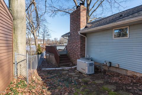 11323 Sunset Point Dr, Plainwell, MI 49080 photo 33