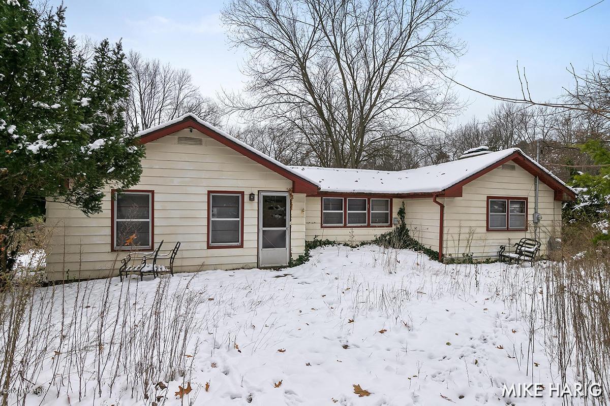 5670 Hall St SE, Grand Rapids, MI 49546 For Sale MLS 20008491 Movoto