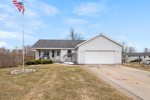 556 Atkinson St, Sparta, MI 49345 photo 1