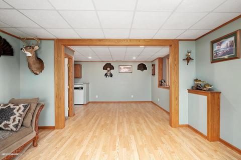 556 Atkinson St, Sparta, MI 49345 photo 17