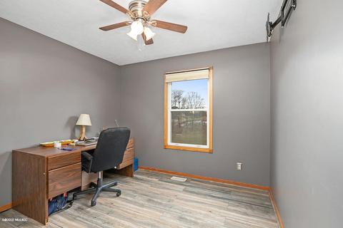 556 Atkinson St, Sparta, MI 49345 photo 12