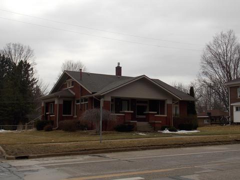120 E Main St, Edmore, MI 48829 photo 10
