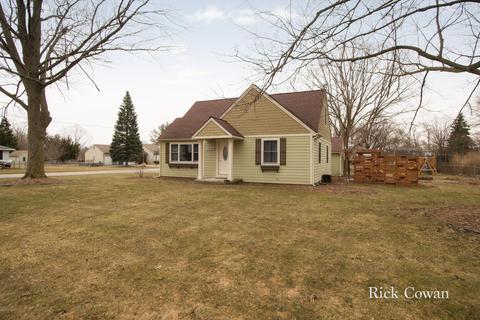 7734 Hickory Ave, Jenison, MI 49428 photo 2