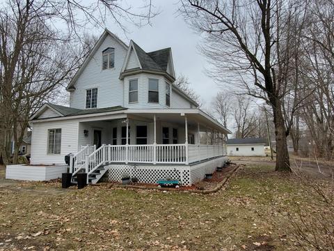 340 W Fourth St, Constantine, MI 49042 photo 1