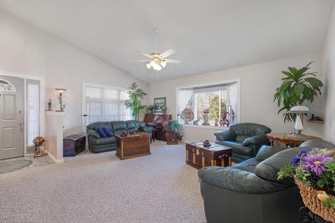 4792 Jordan Rd, Freeport, MI 49325 photo 4