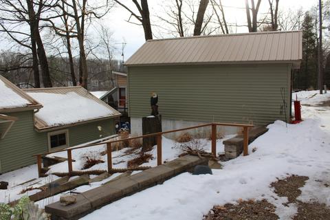 8647 Green Rd, Lakeview, MI 48850 photo 6