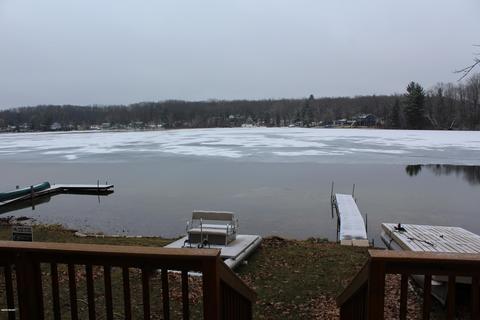 8647 Green Rd, Lakeview, MI 48850 photo 3
