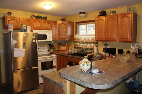 8647 Green Rd, Lakeview, MI 48850 photo 8