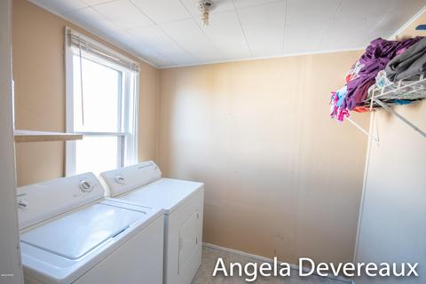 515 N Elm St, Ithaca, MI 48847 photo 18