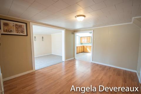 515 N Elm St, Ithaca, MI 48847 photo 8
