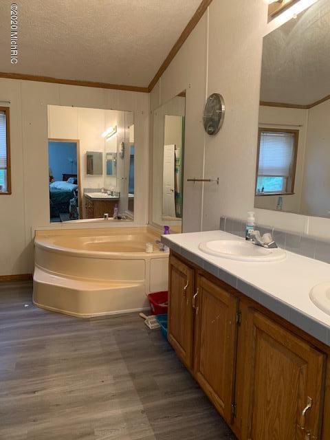 1188 S Oak Ave, White Cloud, MI 49349 photo 13