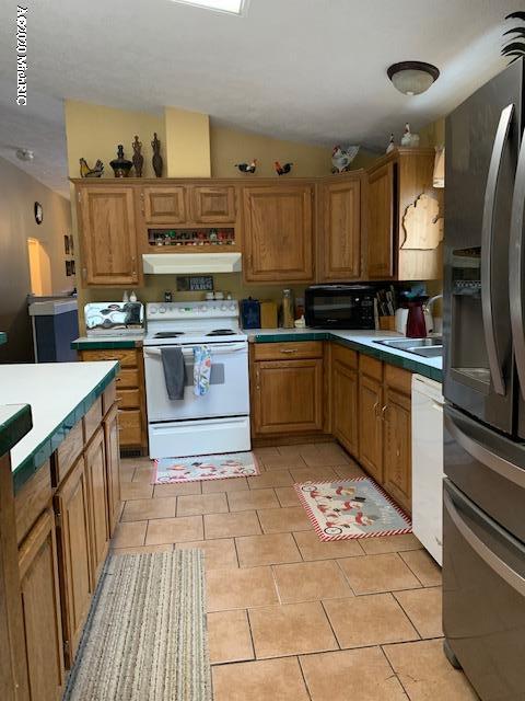 1188 S Oak Ave, White Cloud, MI 49349 photo 4
