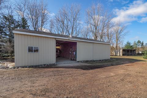 13105 M-89, Augusta, MI 49012 photo 40