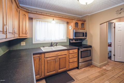 445 White Pigeon Rd, Constantine, MI 49042 photo 9
