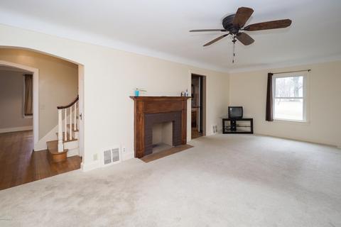 445 White Pigeon Rd, Constantine, MI 49042 photo 5