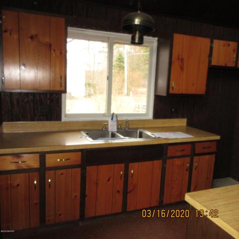 11612 Alling Rd, Plainwell, MI 49080 photo 5