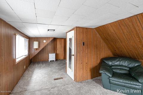 722 Alderman St, Belding, MI 48809 photo 15
