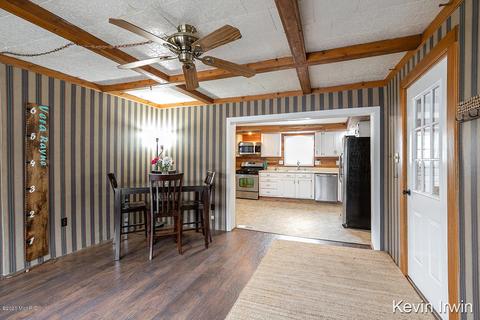 722 Alderman St, Belding, MI 48809 photo 12