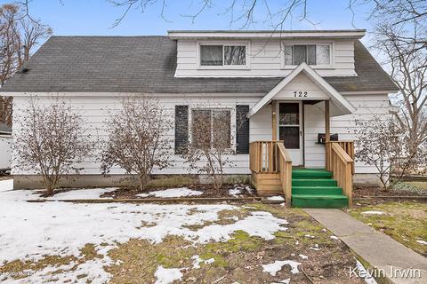 722 Alderman St, Belding, MI 48809 photo 1