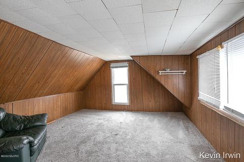 722 Alderman St, Belding, MI 48809 photo 14