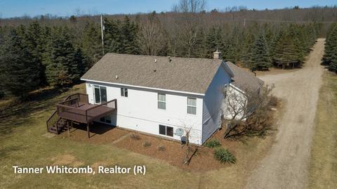 2916 140th Ave, Dorr, MI 49323 photo 2