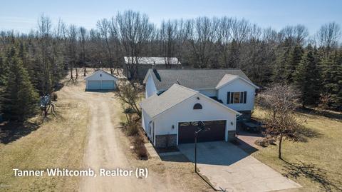 2916 140th Ave, Dorr, MI 49323 photo 1