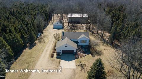 2916 140th Ave, Dorr, MI 49323 photo 3