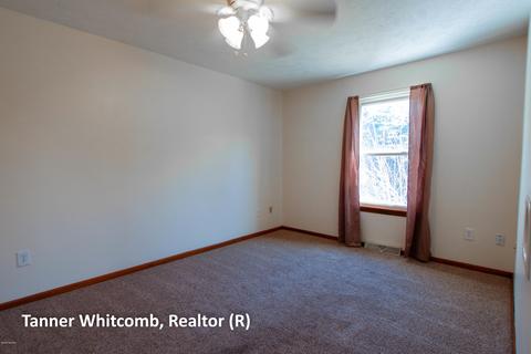 2916 140th Ave, Dorr, MI 49323 photo 12