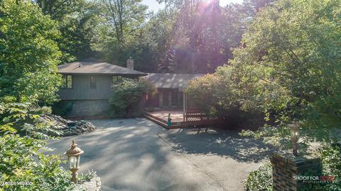 7214 S Walker Rd, Spring Lake, MI 49456 photo 5