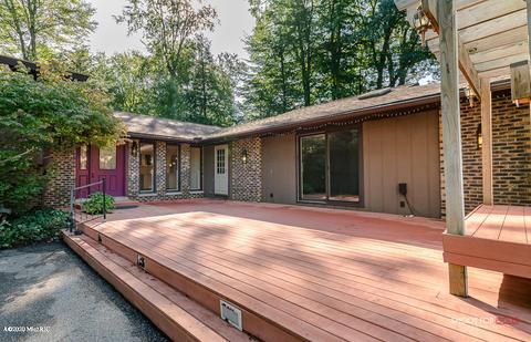 7214 S Walker Rd, Spring Lake, MI 49456 photo 8