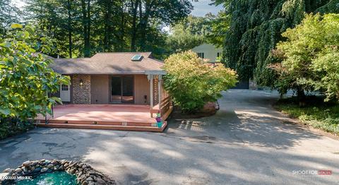 7214 S Walker Rd, Spring Lake, MI 49456 photo 6