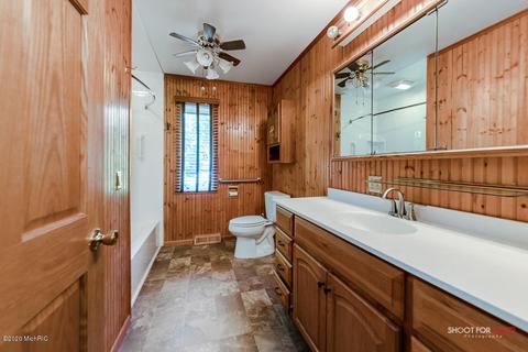 7214 S Walker Rd, Spring Lake, MI 49456 photo 43