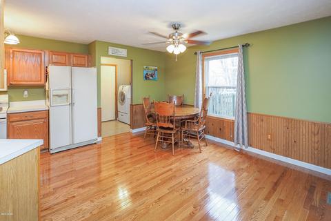 1181 106th Ave, Plainwell, MI 49080 photo 9