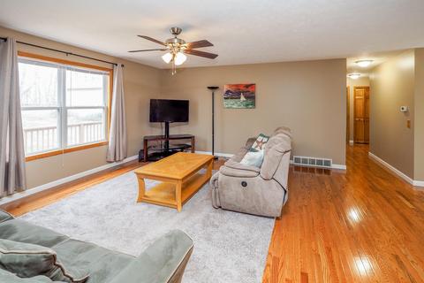 1181 106th Ave, Plainwell, MI 49080 photo 3