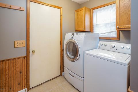 1181 106th Ave, Plainwell, MI 49080 photo 11