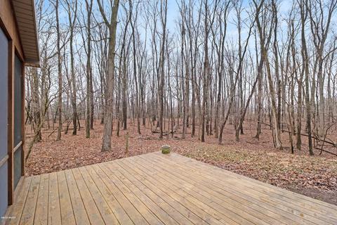 55264 Smith Rd, Mendon, MI 49072 photo 4