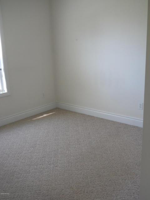 13198 Shutter Dr SE, Lowell, MI 49331 photo 5