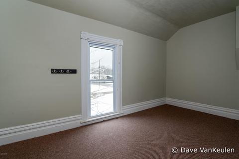 146 Summit St, Saranac, MI 48881 photo 18