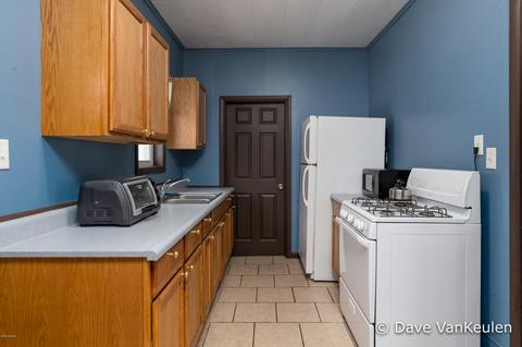146 Summit St, Saranac, MI 48881 photo 5