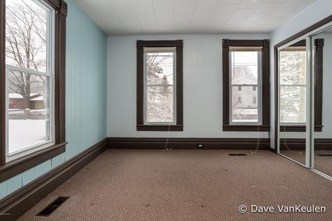 146 Summit St, Saranac, MI 48881 photo 12