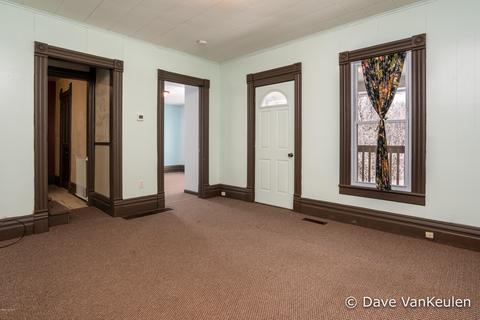 146 Summit St, Saranac, MI 48881 photo 8