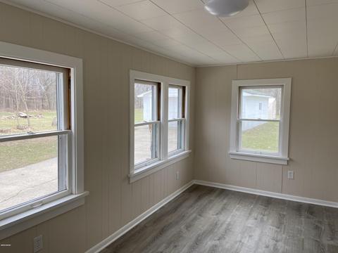 1439 River St, Three Rivers, MI 49093 photo 3