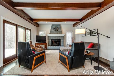 7944 Whitburn Dr SE, Ada, MI 49301 photo 9