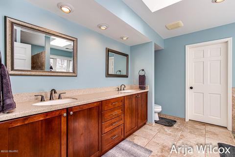 7944 Whitburn Dr SE, Ada, MI 49301 photo 39