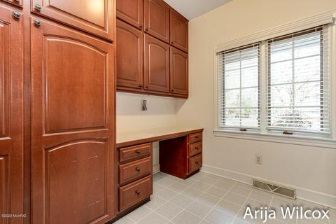 7944 Whitburn Dr SE, Ada, MI 49301 photo 33