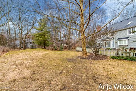 7944 Whitburn Dr SE, Ada, MI 49301 photo 76