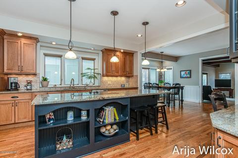 7944 Whitburn Dr SE, Ada, MI 49301 photo 22